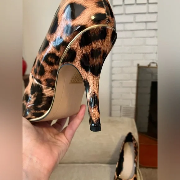 Marc New York patent leather cheetah print stiletto heel - Picture 8 of 9